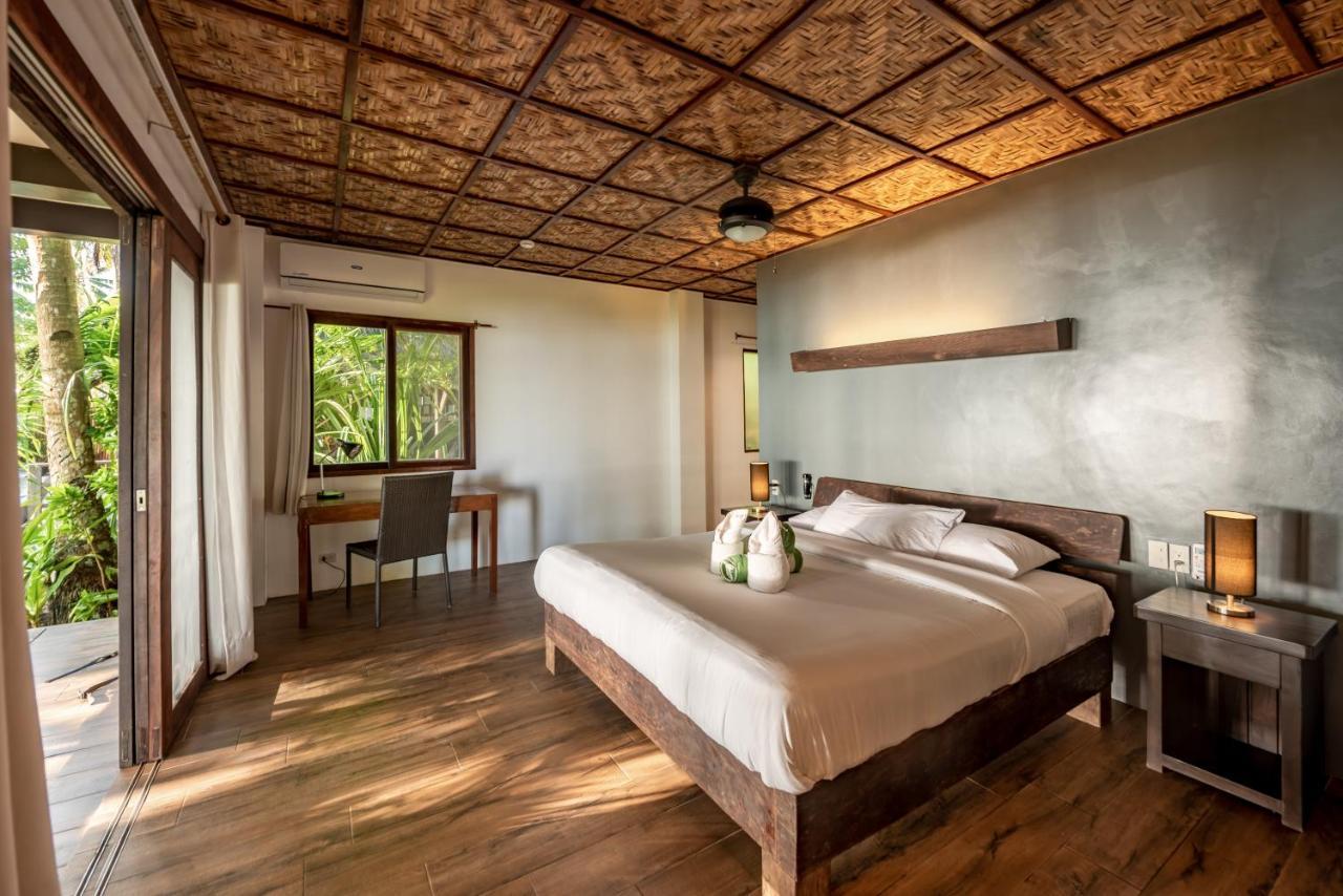 Siargao Inn Beach Resort Генерал-Луна Экстерьер фото