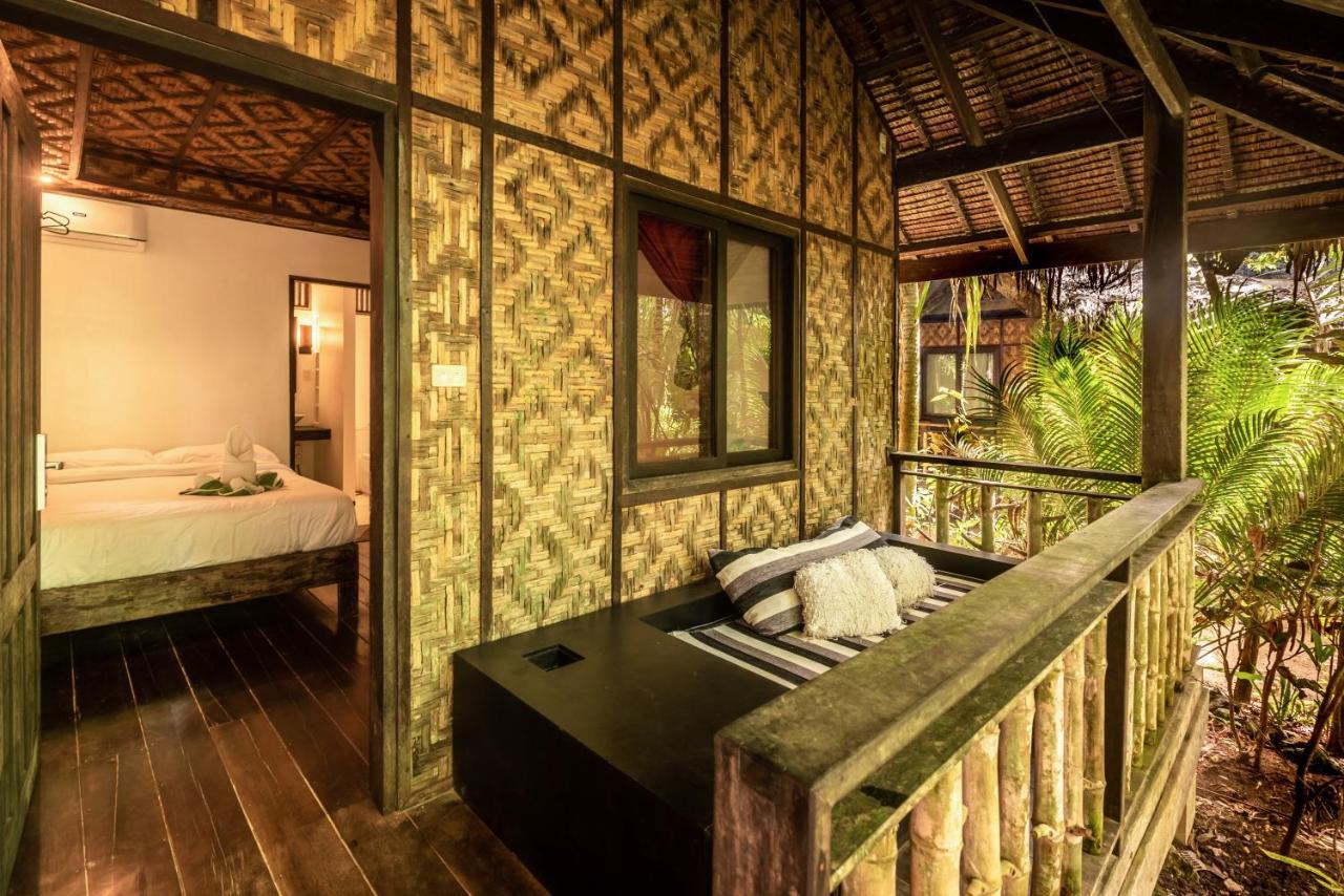 Siargao Inn Beach Resort Генерал-Луна Экстерьер фото