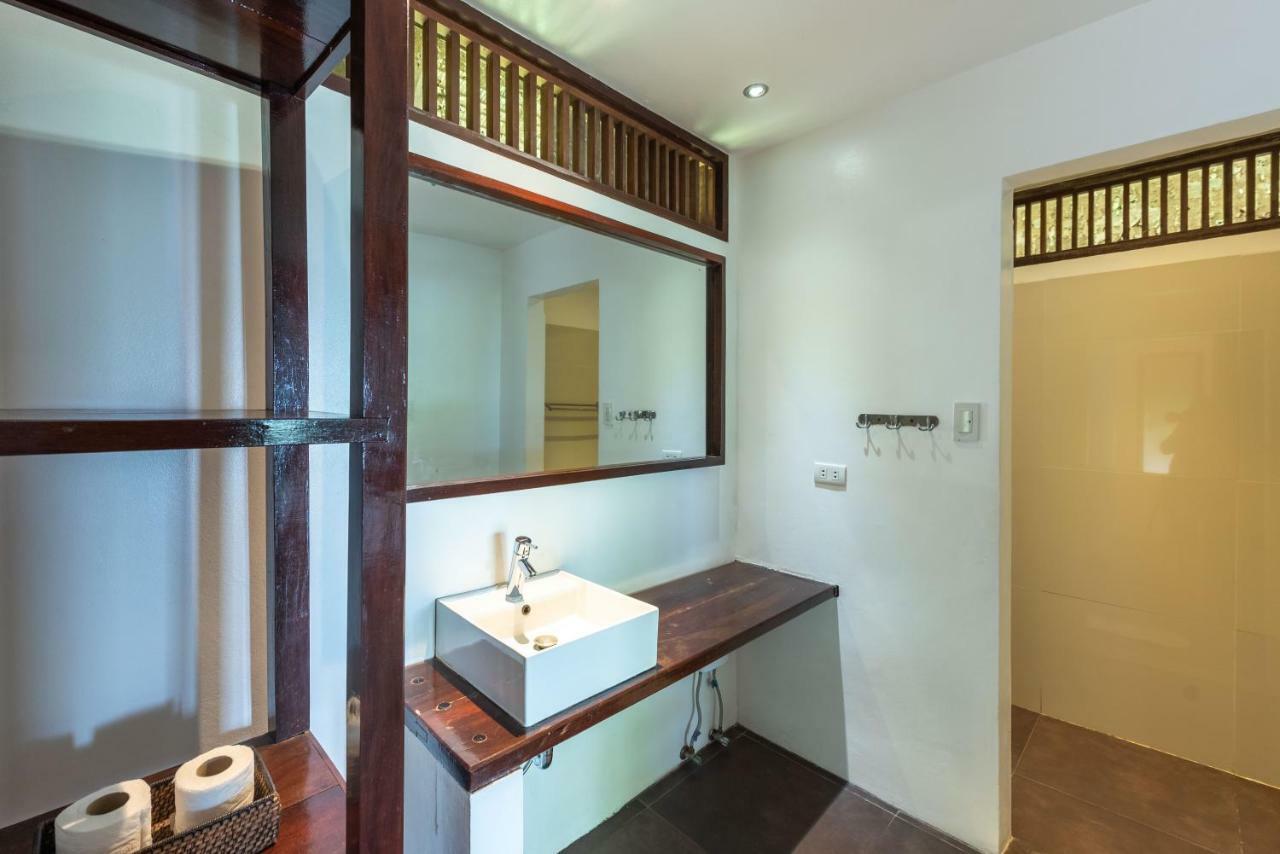 Siargao Inn Beach Resort Генерал-Луна Экстерьер фото